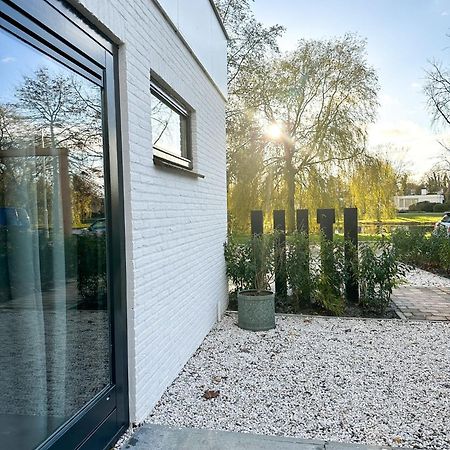 Bed & Breakfast Waterpoort - Incl Gratis Licht Ontbijt En Parking Sneek Bagian luar foto
