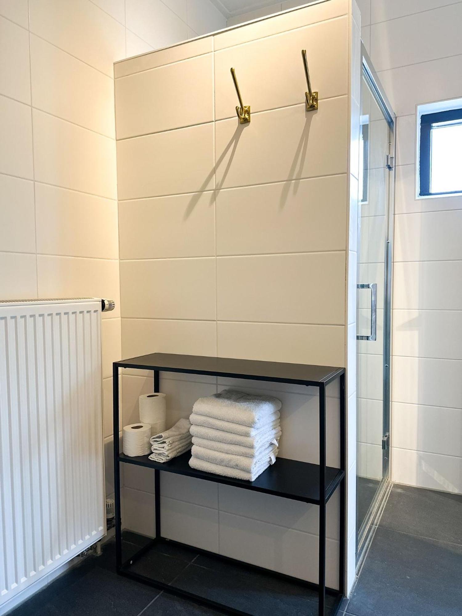Bed & Breakfast Waterpoort - Incl Gratis Licht Ontbijt En Parking Sneek Bagian luar foto